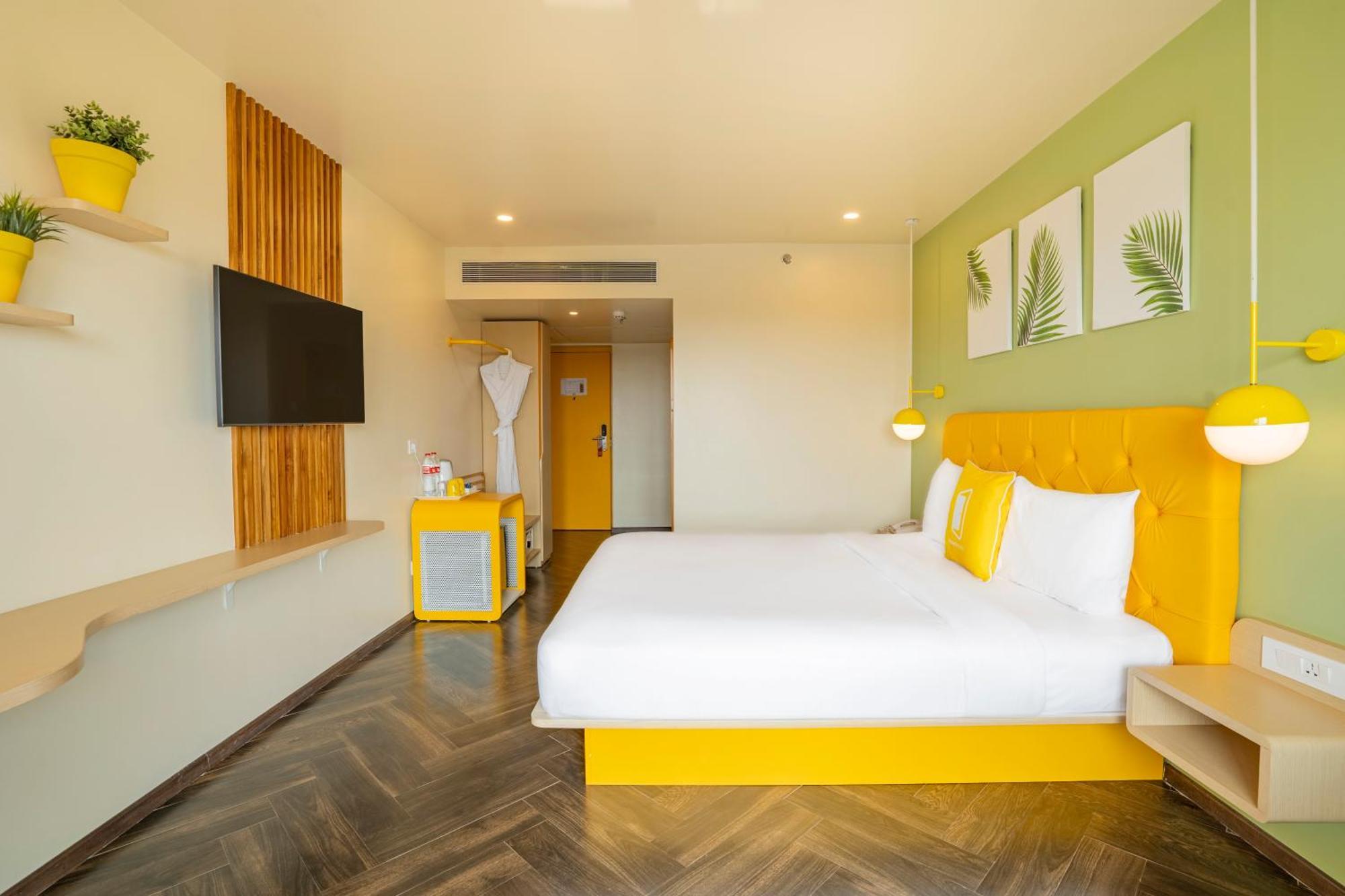 Bloom Hotel - Dona Paula Panaji Room photo